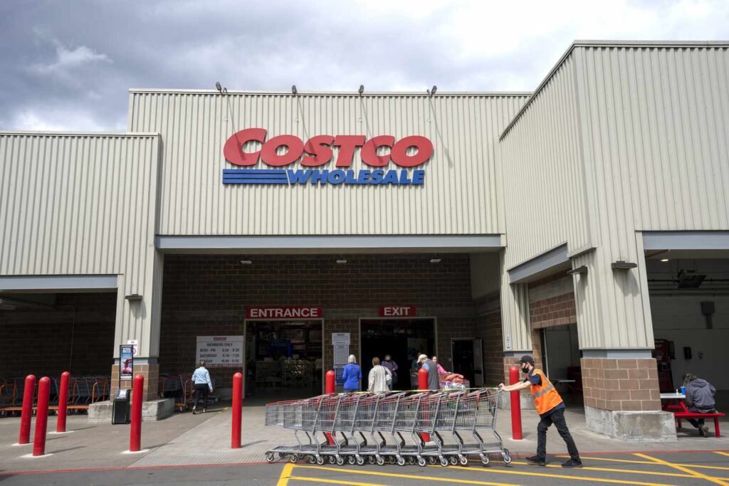 Costco Announces Plan to Increase Hourly Wages