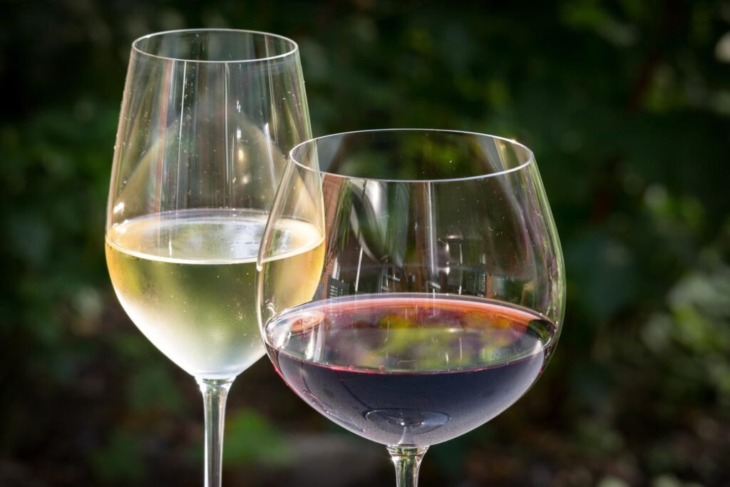 Is red wine a healthier choice than white wine? Epidemiologists uncork the cancer risks