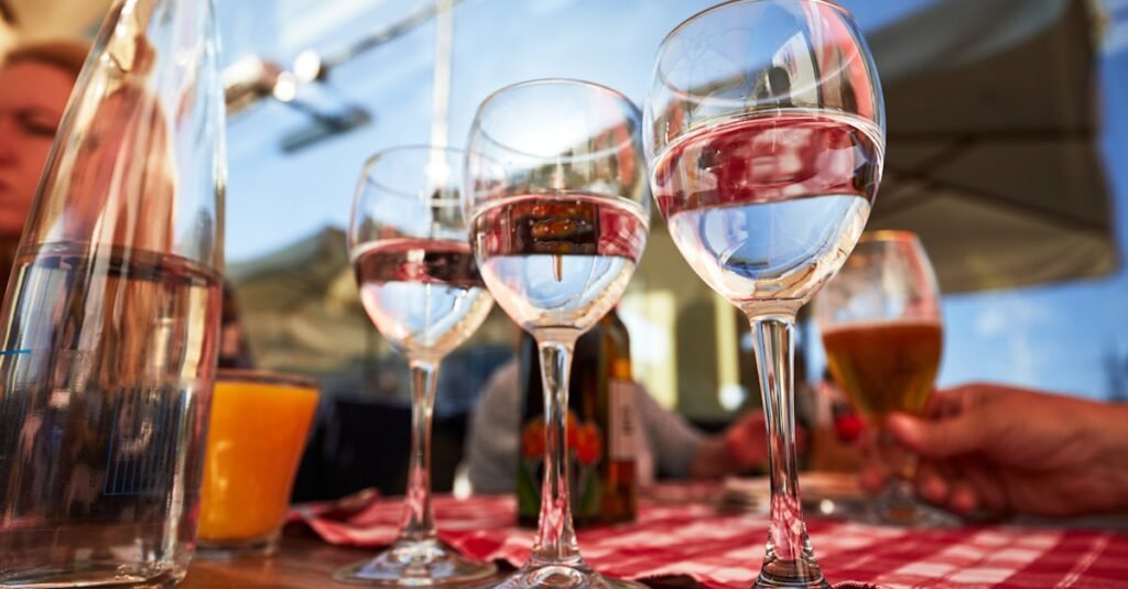 Which drinks can help you manage your blood sugar?