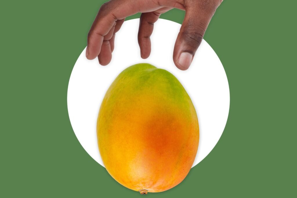 How to Tell if a Mango Is Ripe