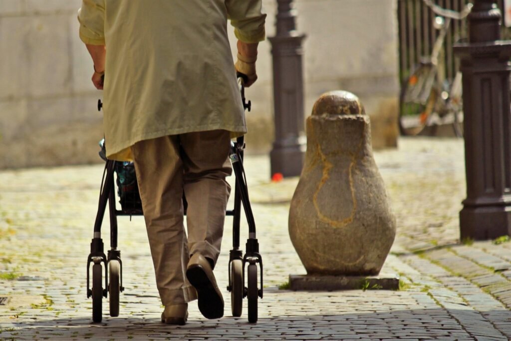 Positive mindset about aging in over-60s linked to better recovery after a fall