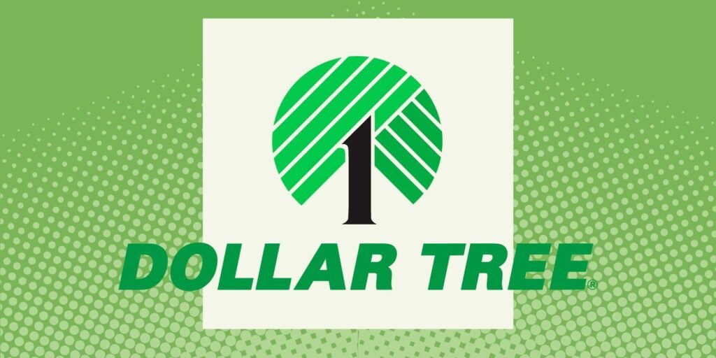 Dollar Tree Brought Back the .25 Plates Fans Say ‘Look Like They Are From a High-End Designer’