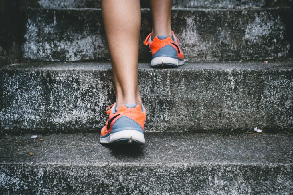 Being consistently physically active in adulthood may extend lifespan