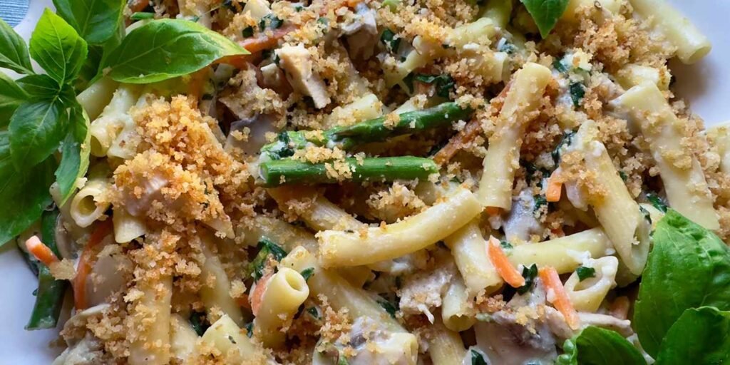 One-Pan Creamy Chicken and Vegetable Pasta Recipe
