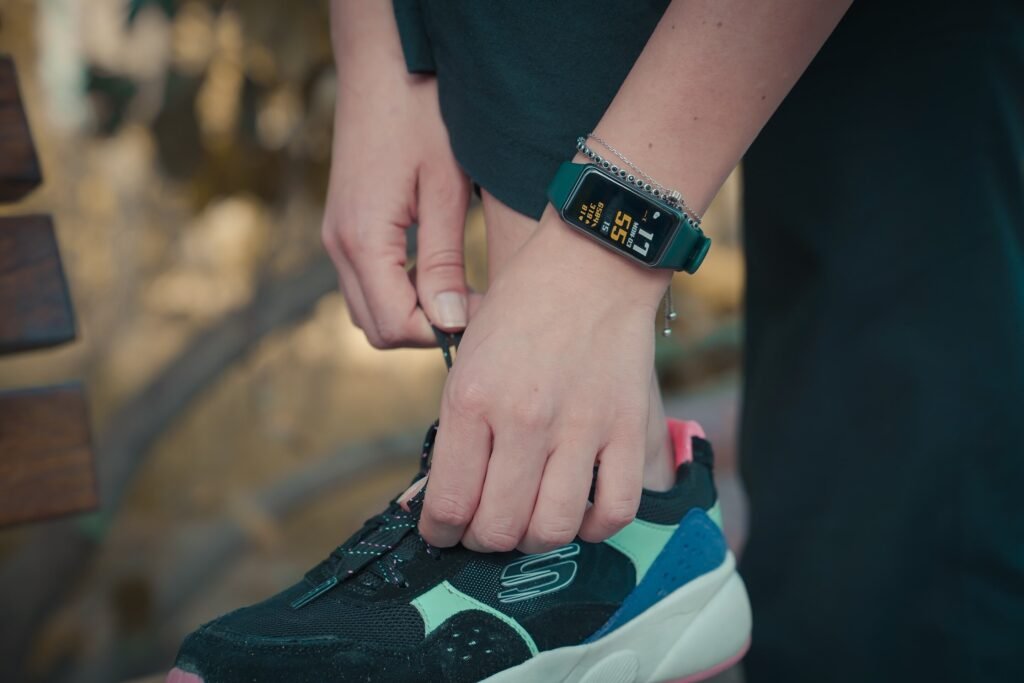 AI analysis of social media reveals fitness apps’ unintended psychological consequences