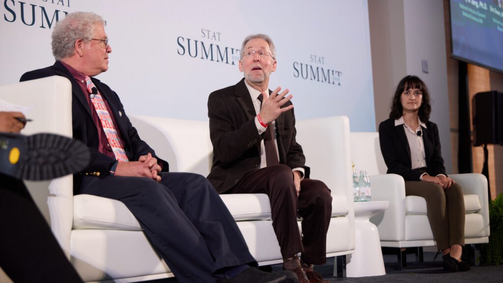 Former NIH leaders detail the ‘constant chaos’ they left behind Former NIH leaders detail the ‘constant chaos’ they left behind