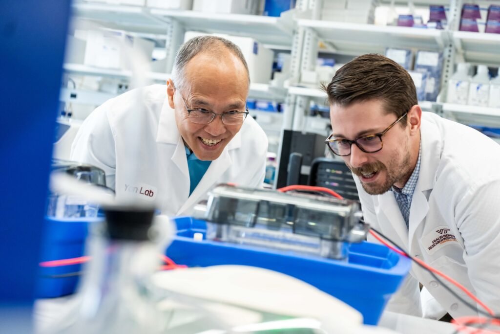 Weightlifting outmuscles running for blood sugar control, study finds